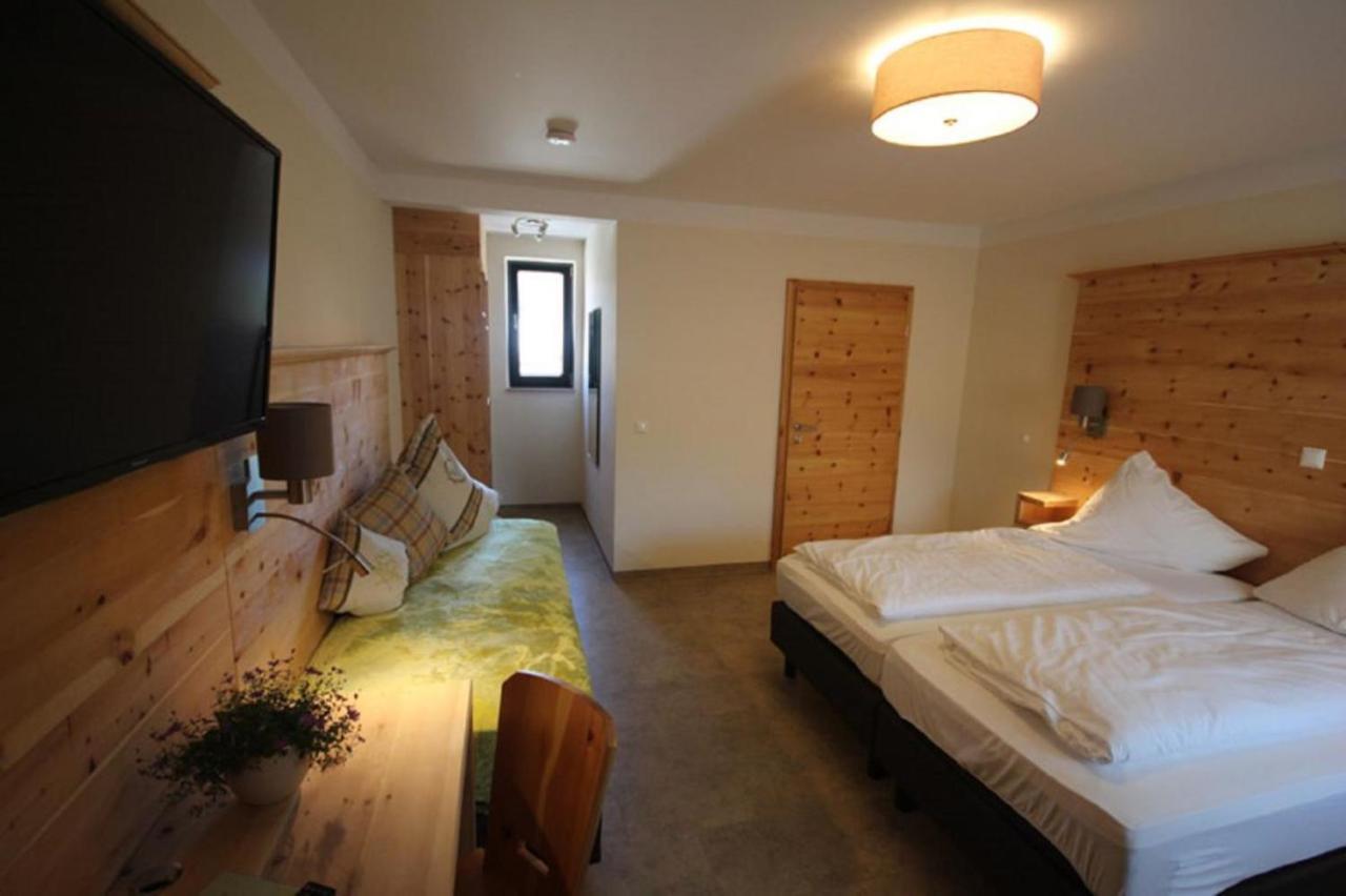 Gasthof Ehrl Essing Exteriör bild